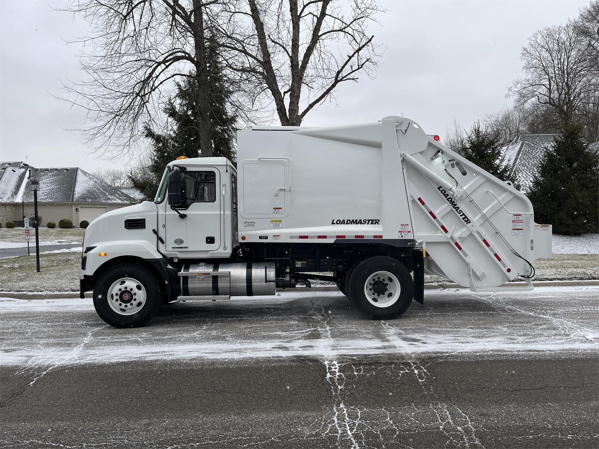 2024 MACK MD6 - image 5 of 6