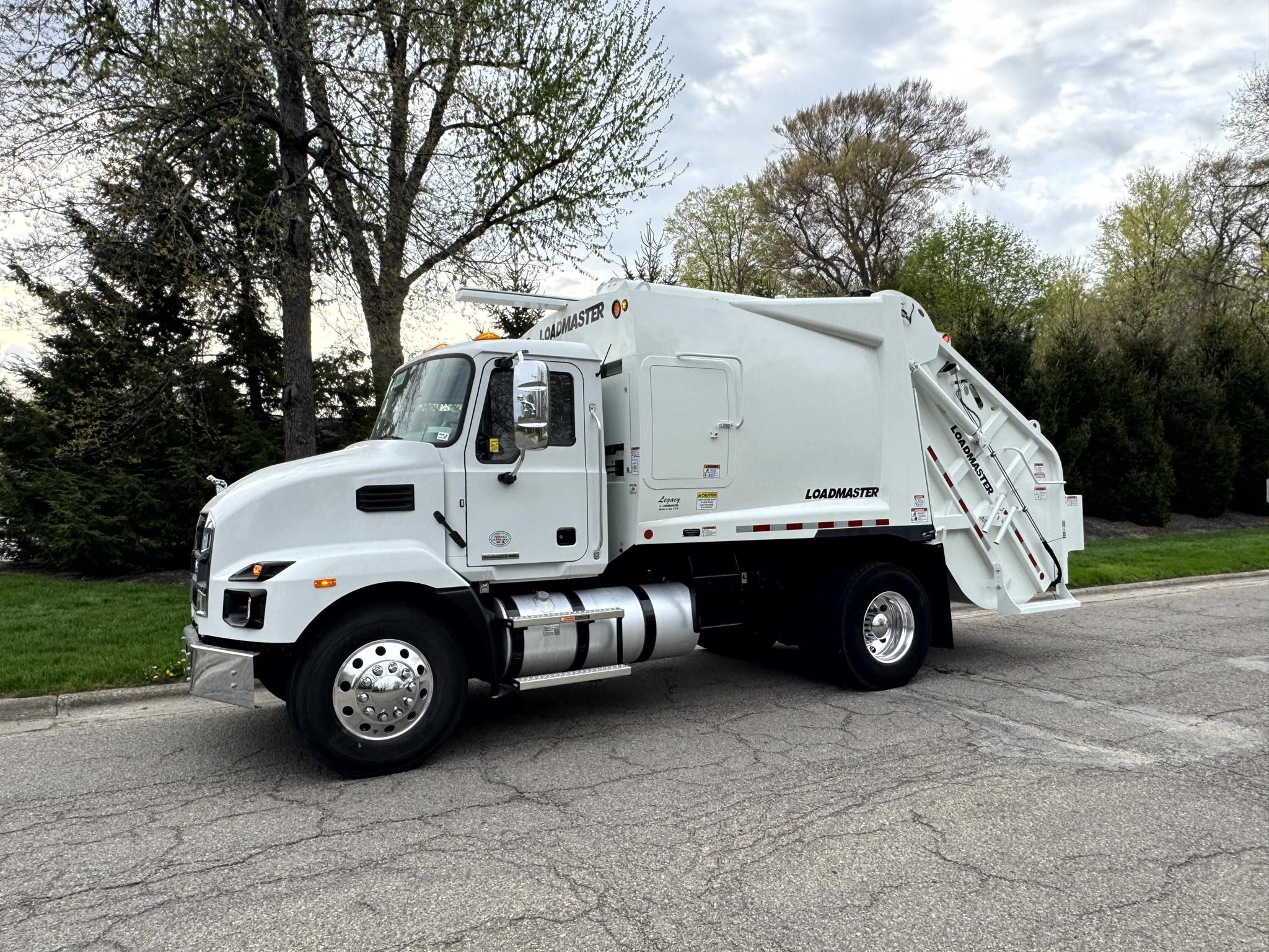 2024 MACK MD6 - image 5 of 6
