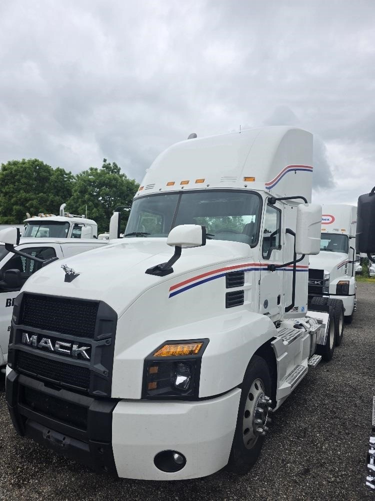 2020 MACK ANTHEM 64T - image 2 of 6