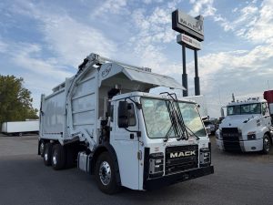 2025 MACK LR64R 10010747341