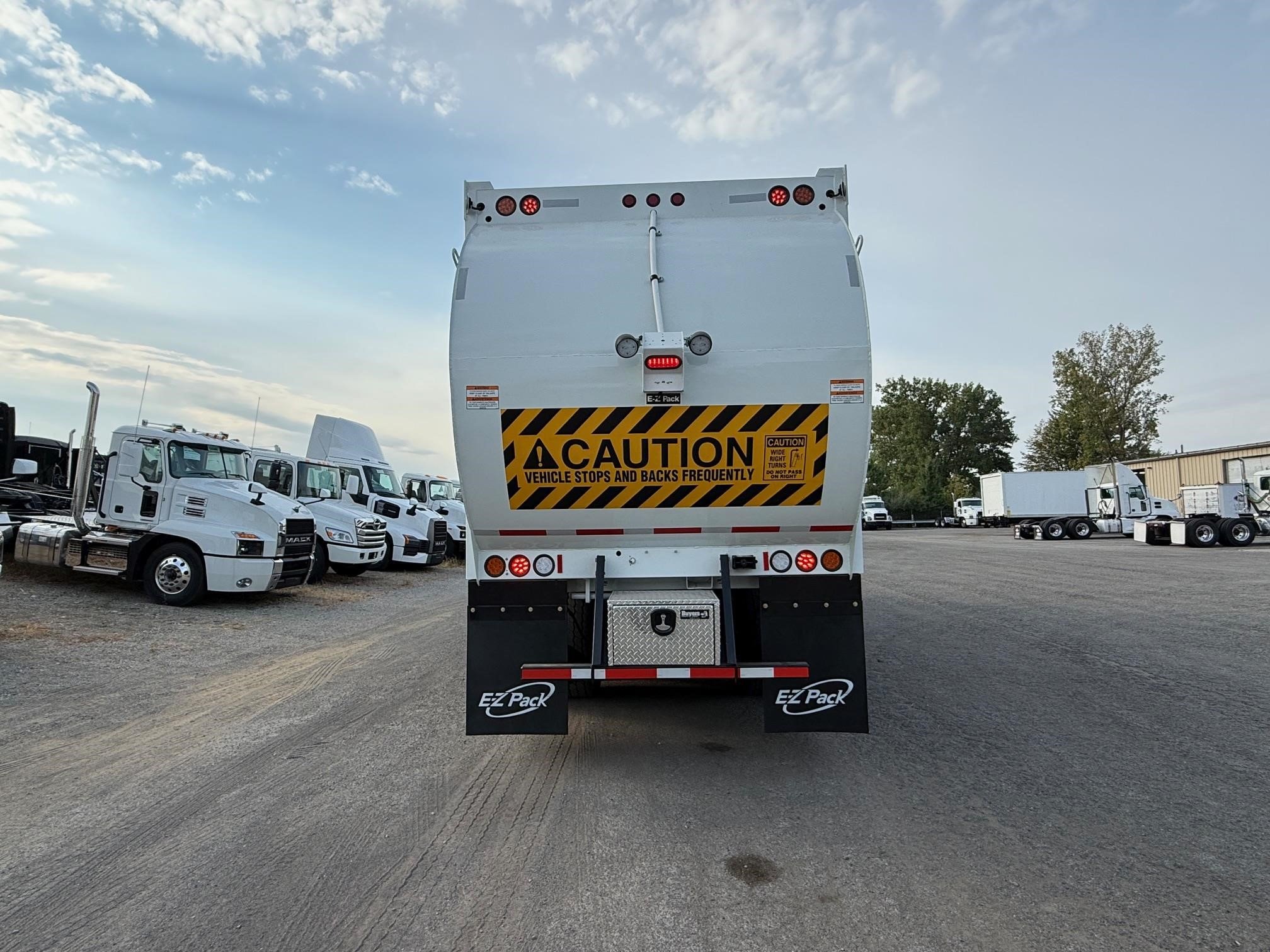 2025 MACK LR64R 10010747377 2025 MACK LR64R 10010747377