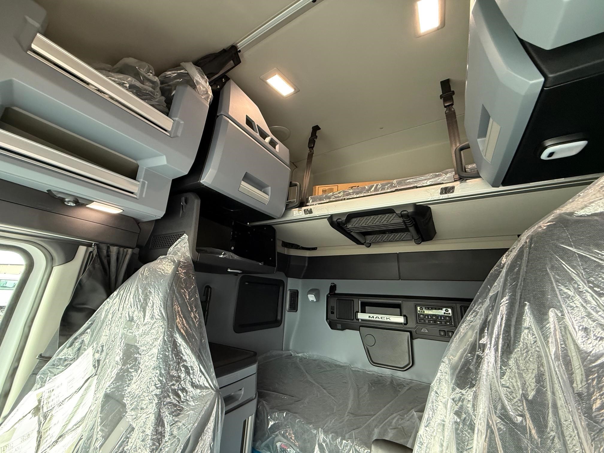 2026 MACK PIONEER 64T 10015364615 2026 MACK PIONEER 64T 10015364615