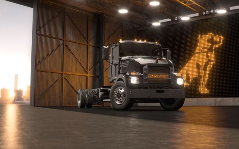Mack Trucks MD Electric Mack Trucks MD Electric - image 2 of 4