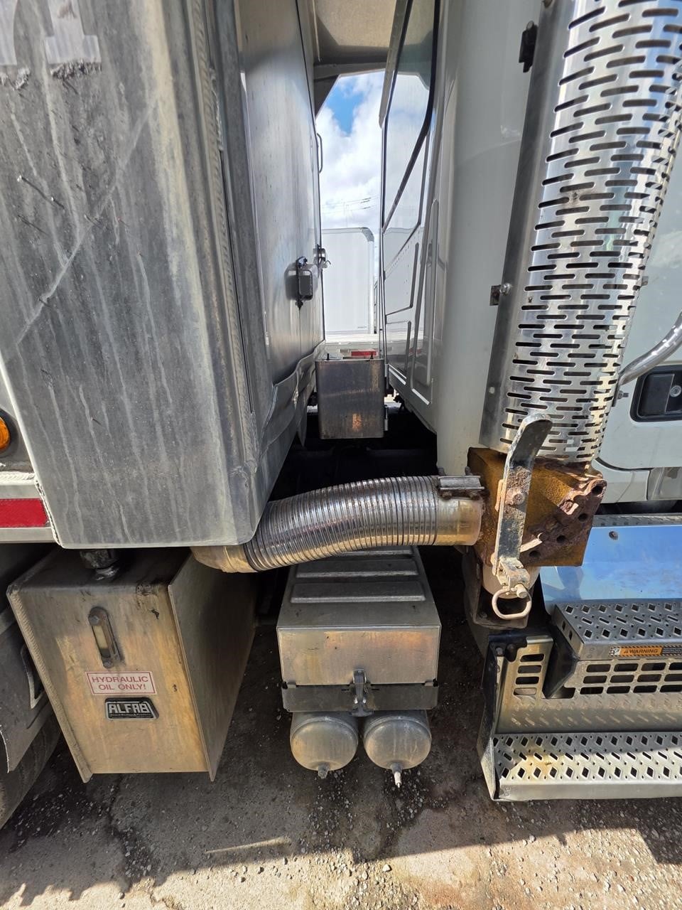 2019 MACK GRANITE 64FR 11006611240 2019 MACK GRANITE 64FR 11006611240