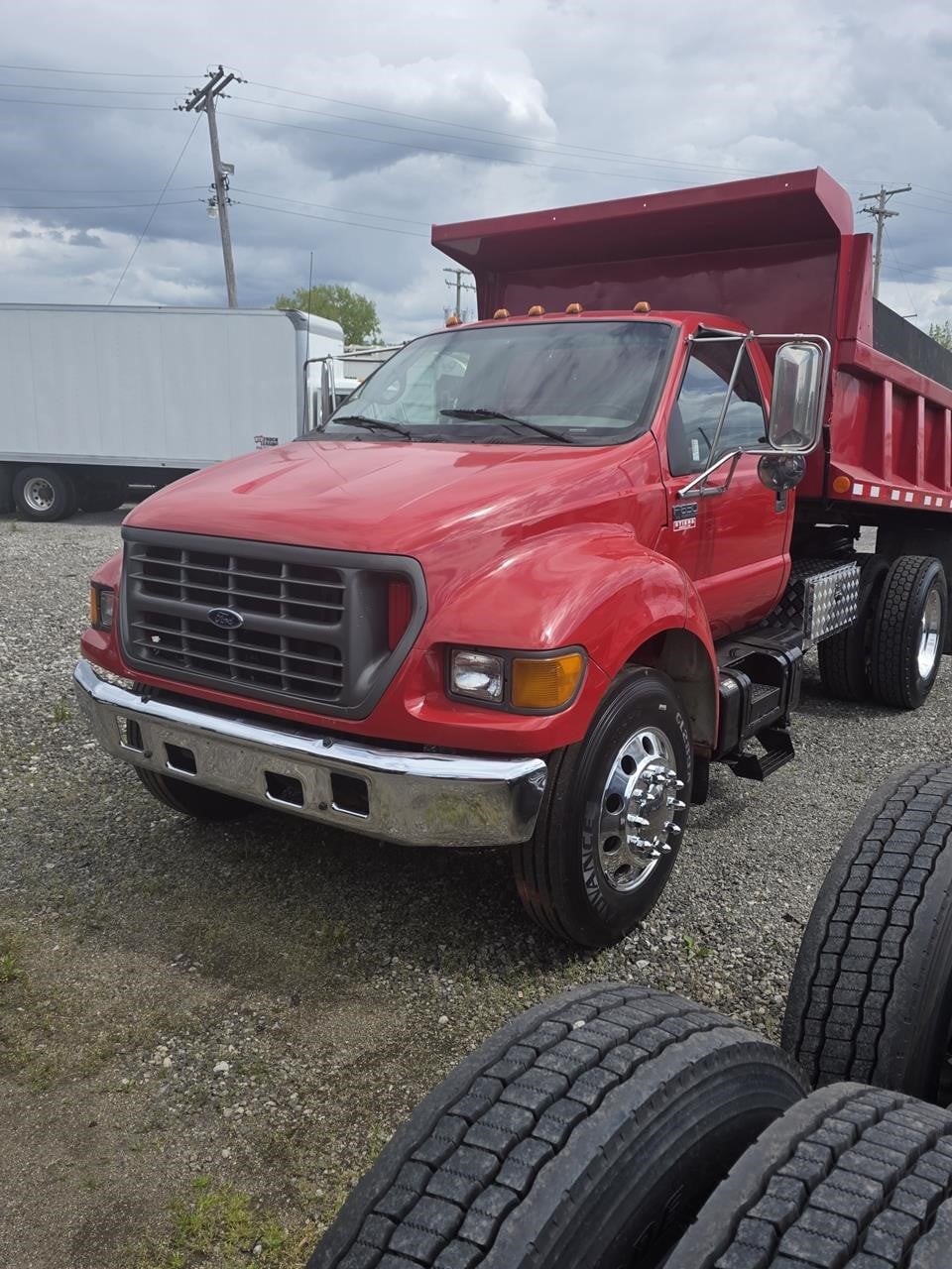 2002 FORD F650 XL SD 2002 FORD F650 XL SD - image 3 of 6