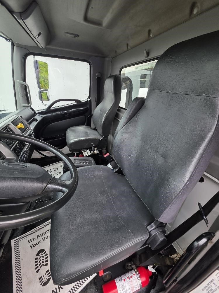 2018 HINO 338 11032881188 2018 HINO 338 11032881188