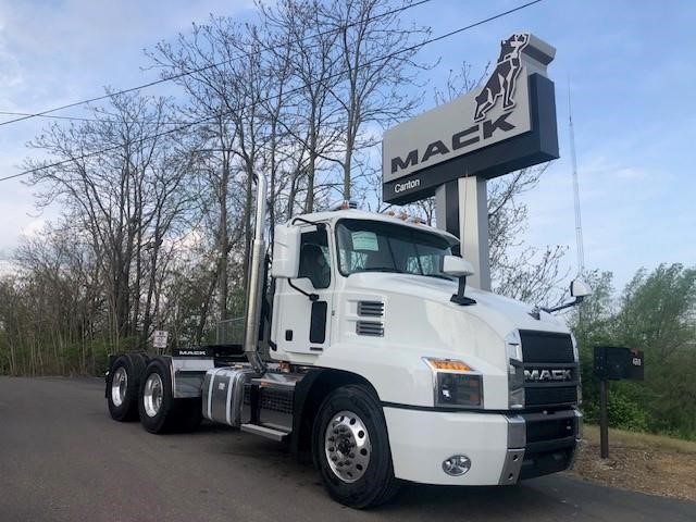 2026 MACK ANTHEM 64T 2026 MACK ANTHEM 64T - image 1 of 6