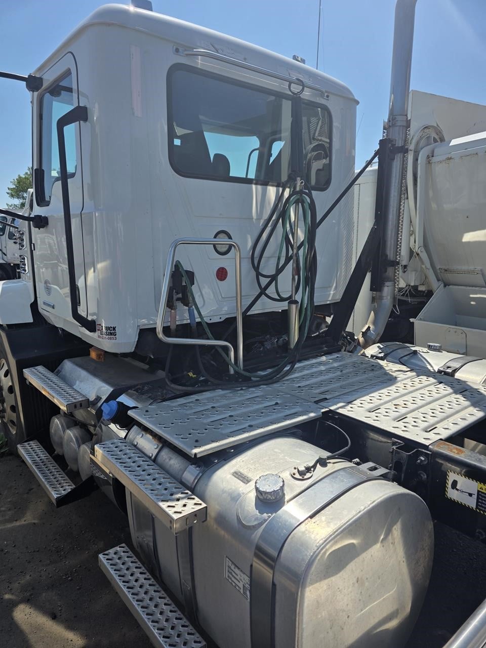 2022 MACK ANTHEM 64T 2022 MACK ANTHEM 64T - image 4 of 6