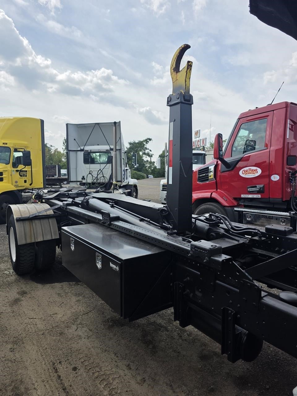 2019 HINO 338 11038083664 2019 HINO 338 11038083664