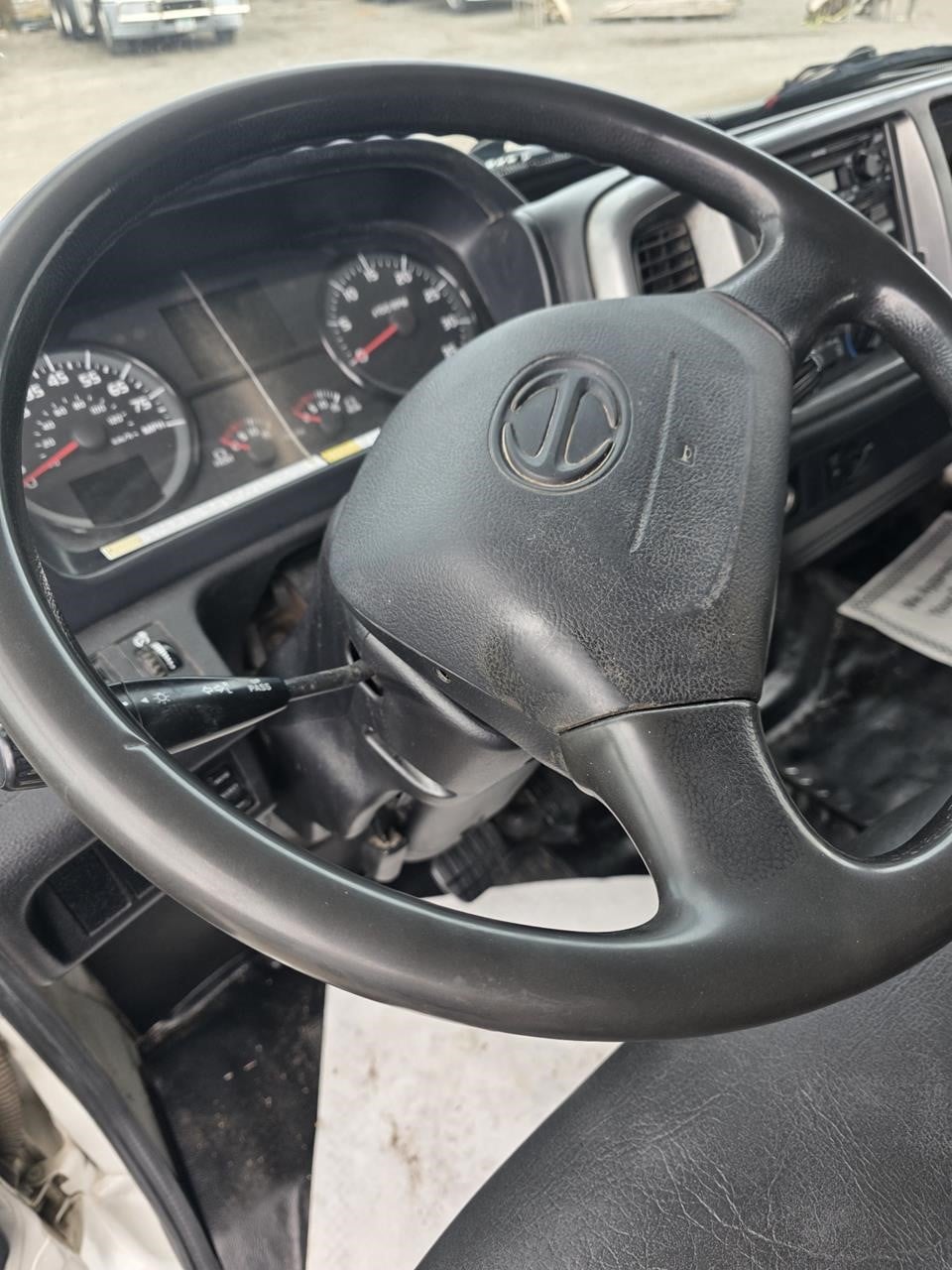 2019 HINO 338 11038083687 2019 HINO 338 11038083687