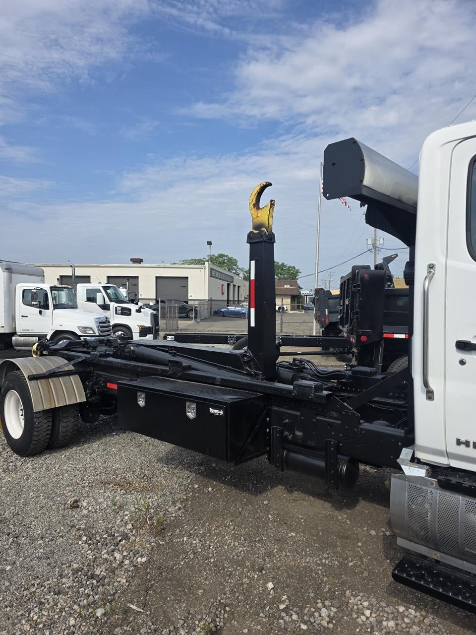 2019 HINO 338 11038091775 2019 HINO 338 11038091775