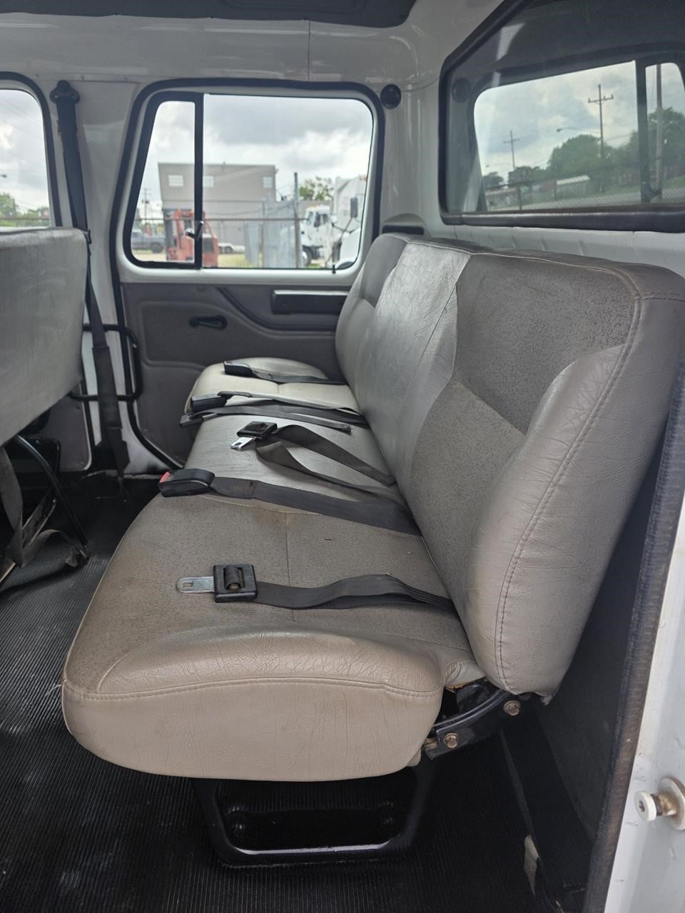 2001 INTERNATIONAL 4700 11039954312 2001 INTERNATIONAL 4700 11039954312