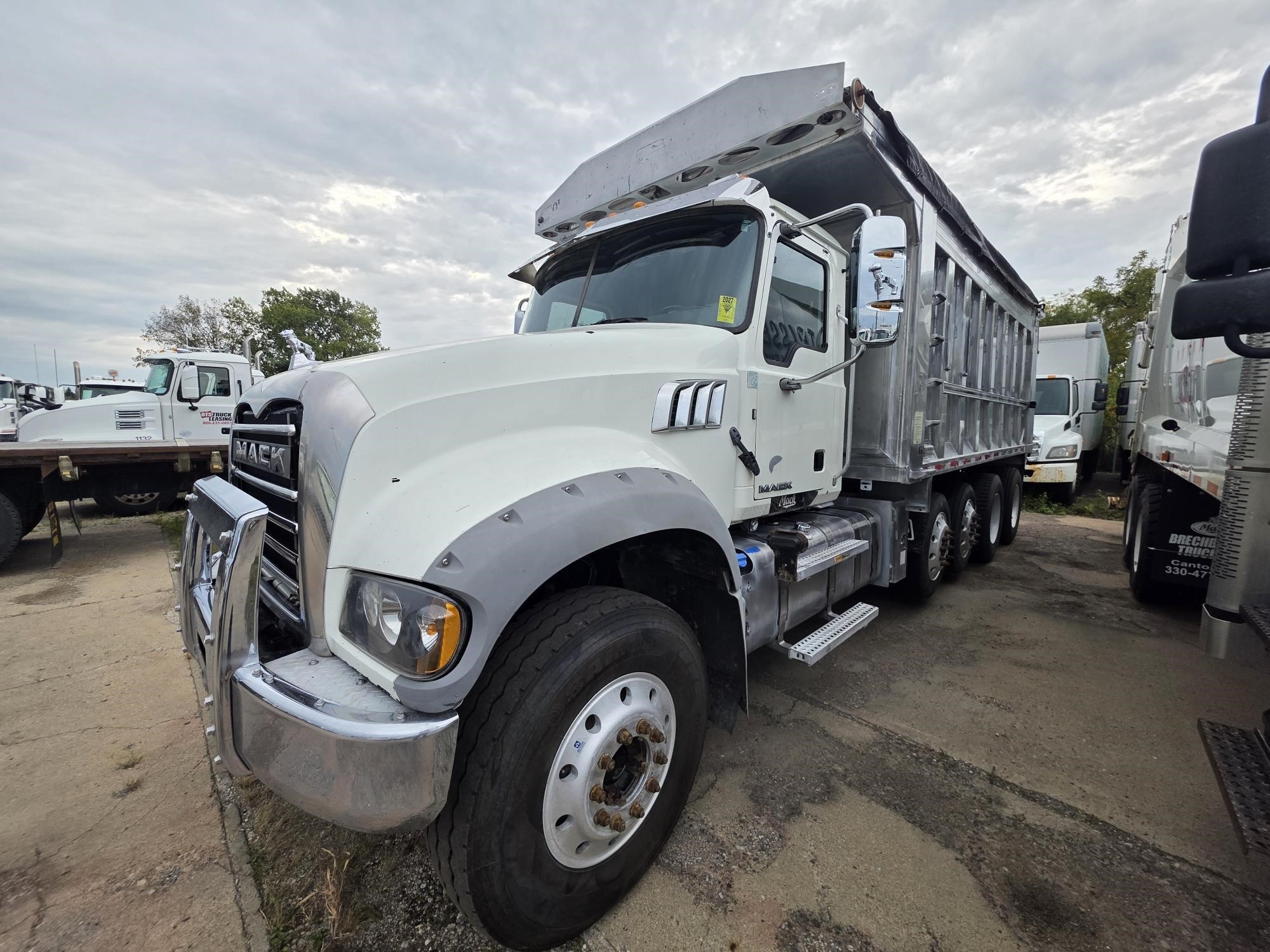 2016 MACK GRANITE GU713 2016 MACK GRANITE GU713 - image 2 of 6