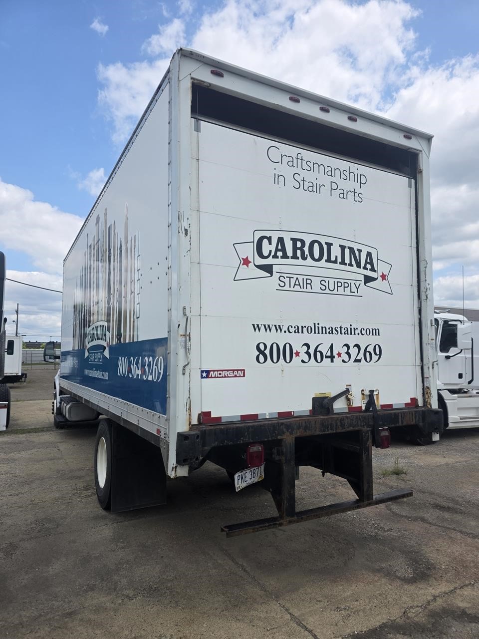 2017 Ford F-750 in Canton, OH — photo 4
